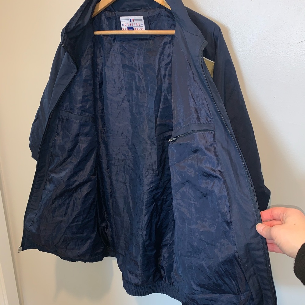 Milwaukee Brewers Jacket - Picture 7 of 8